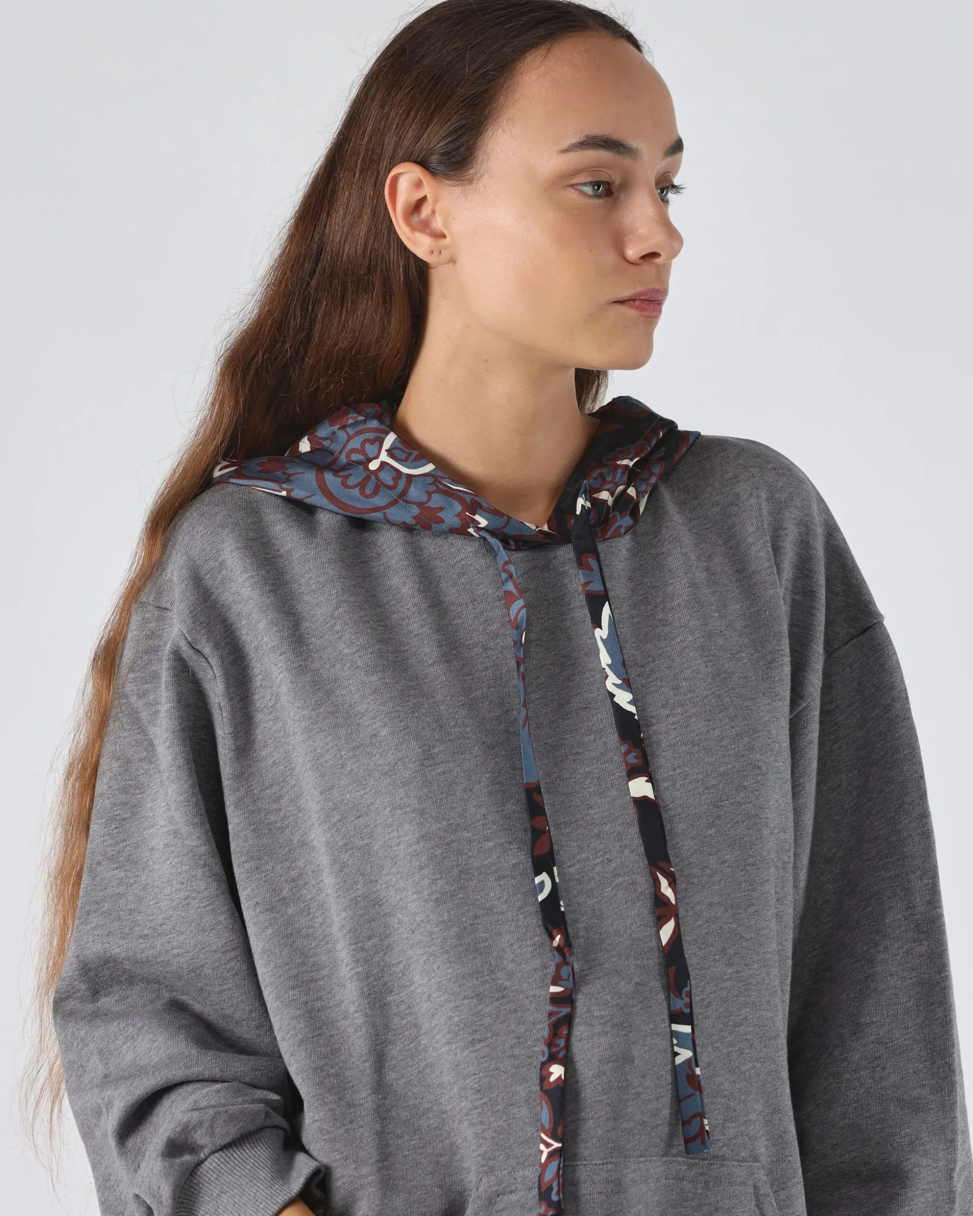 felpa_con_cappuccio_of_gr_3.webp Felpa con cappuccio of Grigio color for only 650 in Donna - Abbigliamento - Felpe - Felpe con Cappuccio - Saldi - Saldi - Abbigliamento - Black Week - Black Friday - Flash Promo - Special Price at Main Website Store, Main Website.