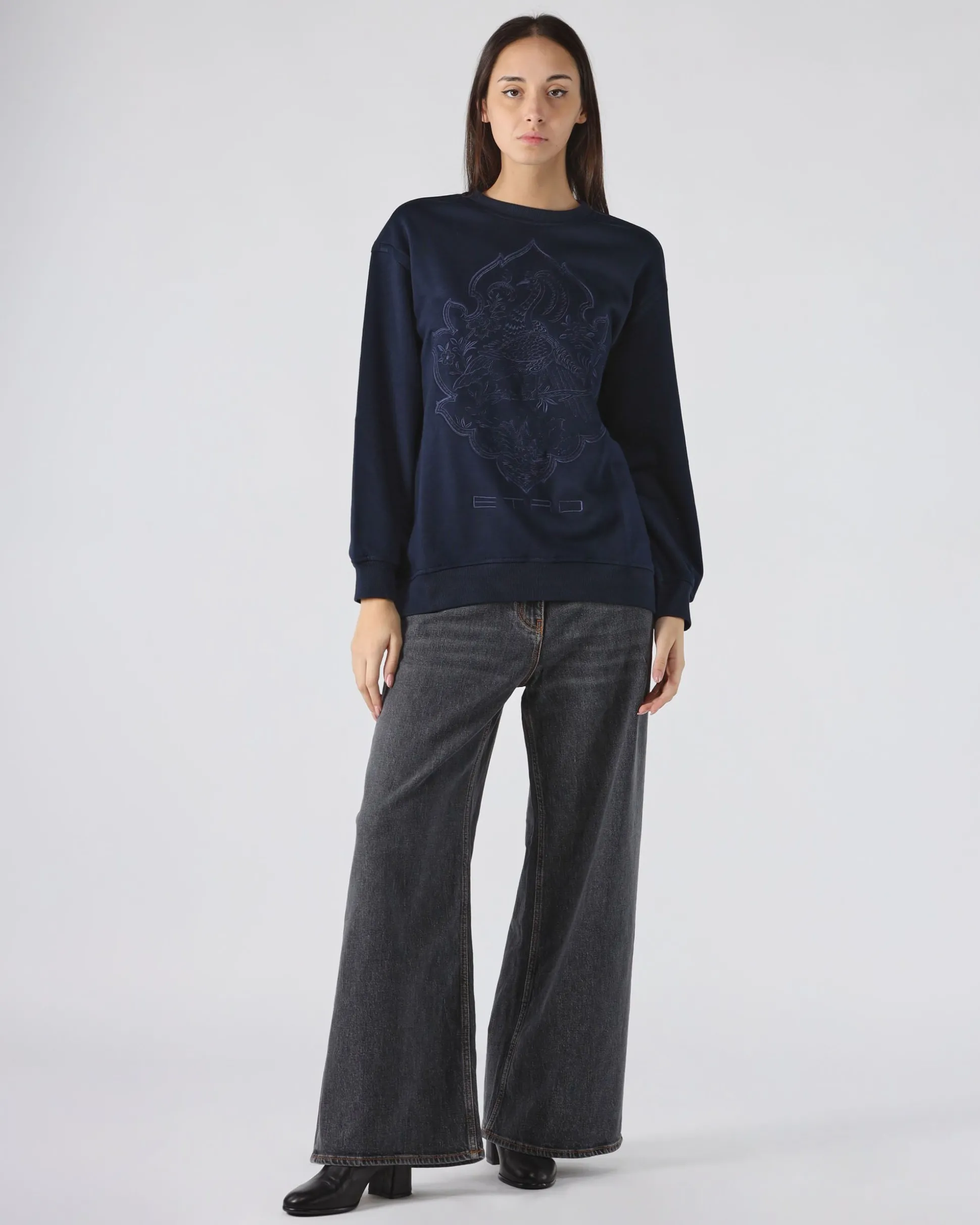 Felpa con logo of Blu color for only 620 in Donna - Abbigliamento - Felpe - Felpe Girocollo - Saldi - Saldi - Abbigliamento - Black Week - Black Friday - Flash Promo - Special Price at Main Website Store, Main Website.