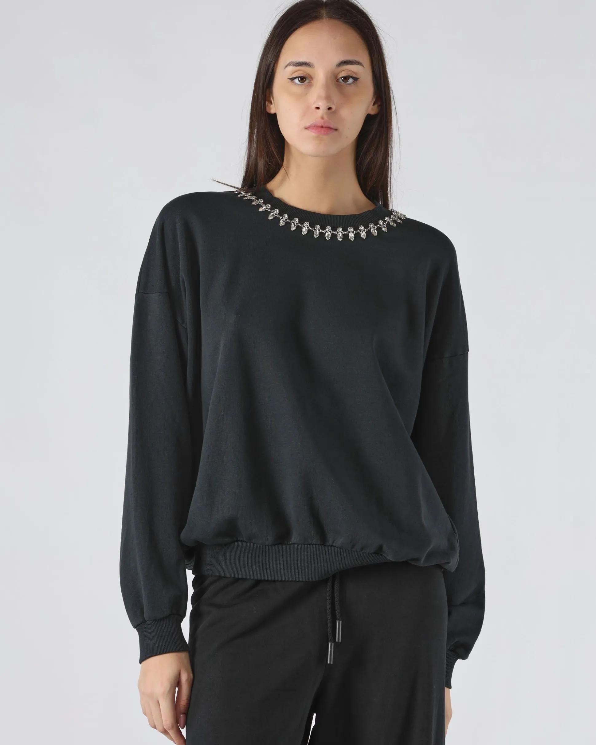 Felpa gioiello of Nero color for only 89 in Donna - Abbigliamento - Felpe - Felpe Girocollo - Saldi - Saldi - Abbigliamento - Black Week - Black Friday - Flash Promo - Special Price at Main Website Store, Main Website.
