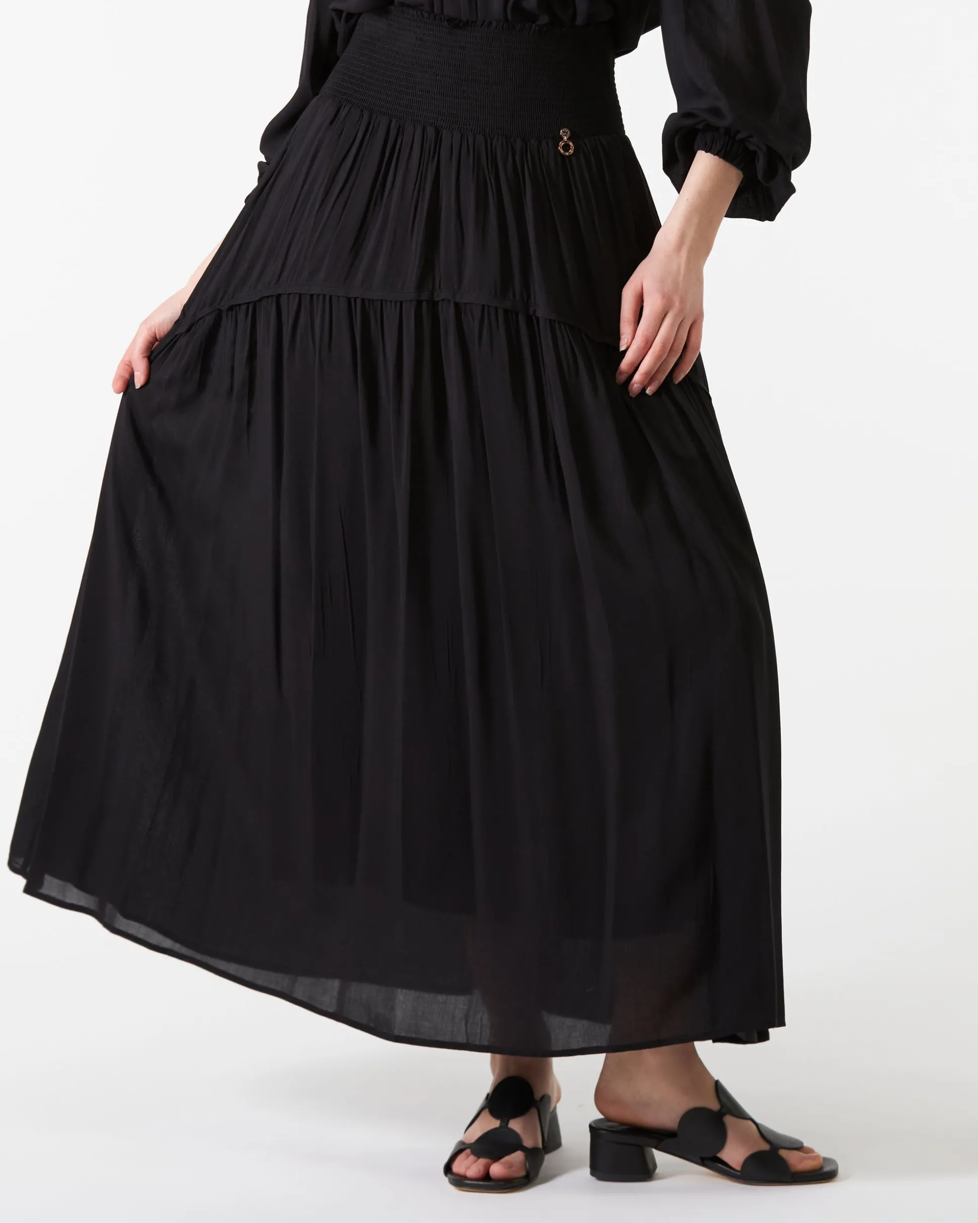 gonna_filder_relish_di_co_2.webp Gonna Filder Relish di colore nero
