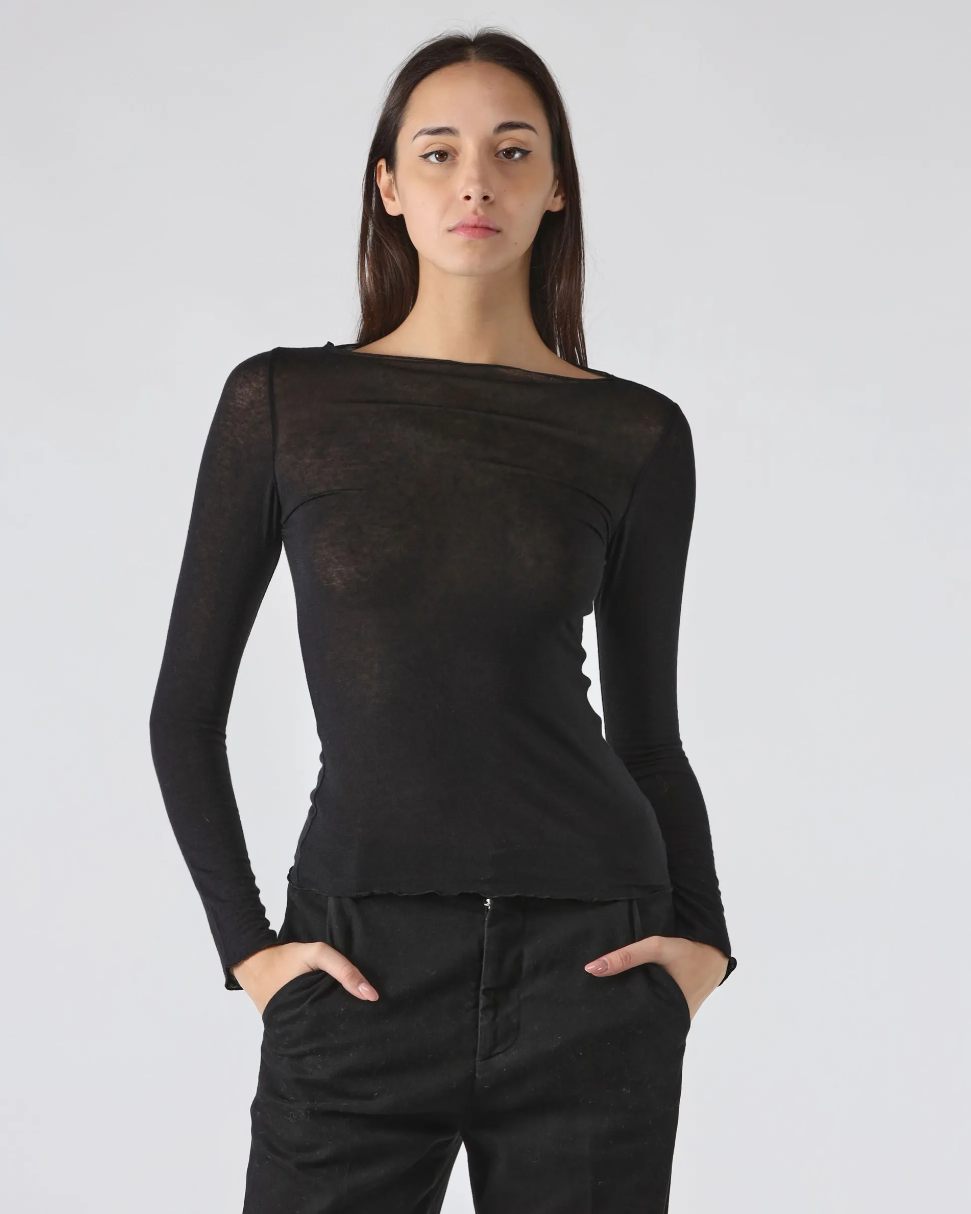 maglia_girocollo_3.webp Maglia girocollo