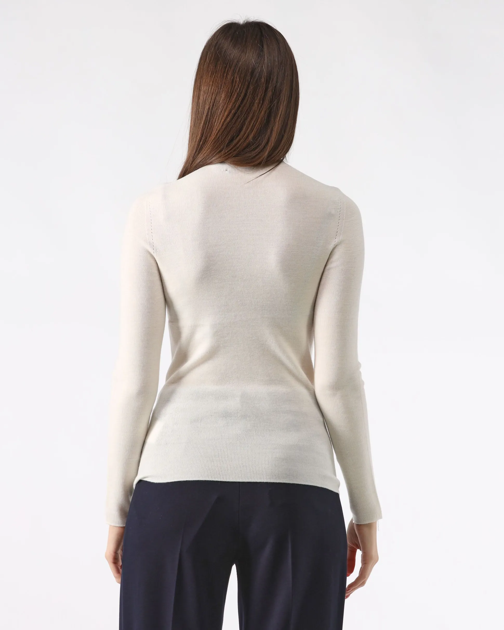 maglia_girocollo_basic_bi_4.webp Maglia Girocollo Basic Bianca