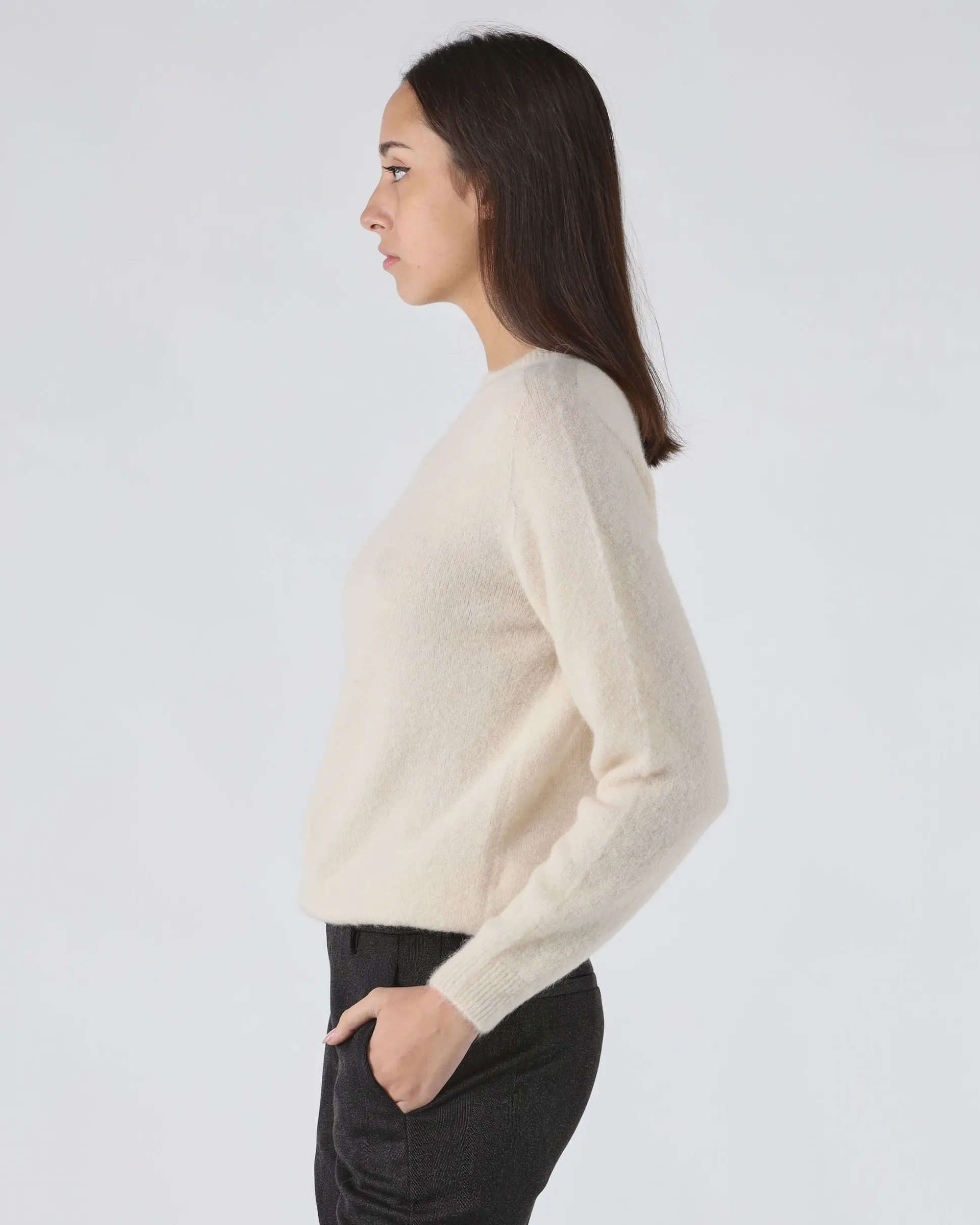 maglione_girocollo_4-2.webp Maglione girocollo