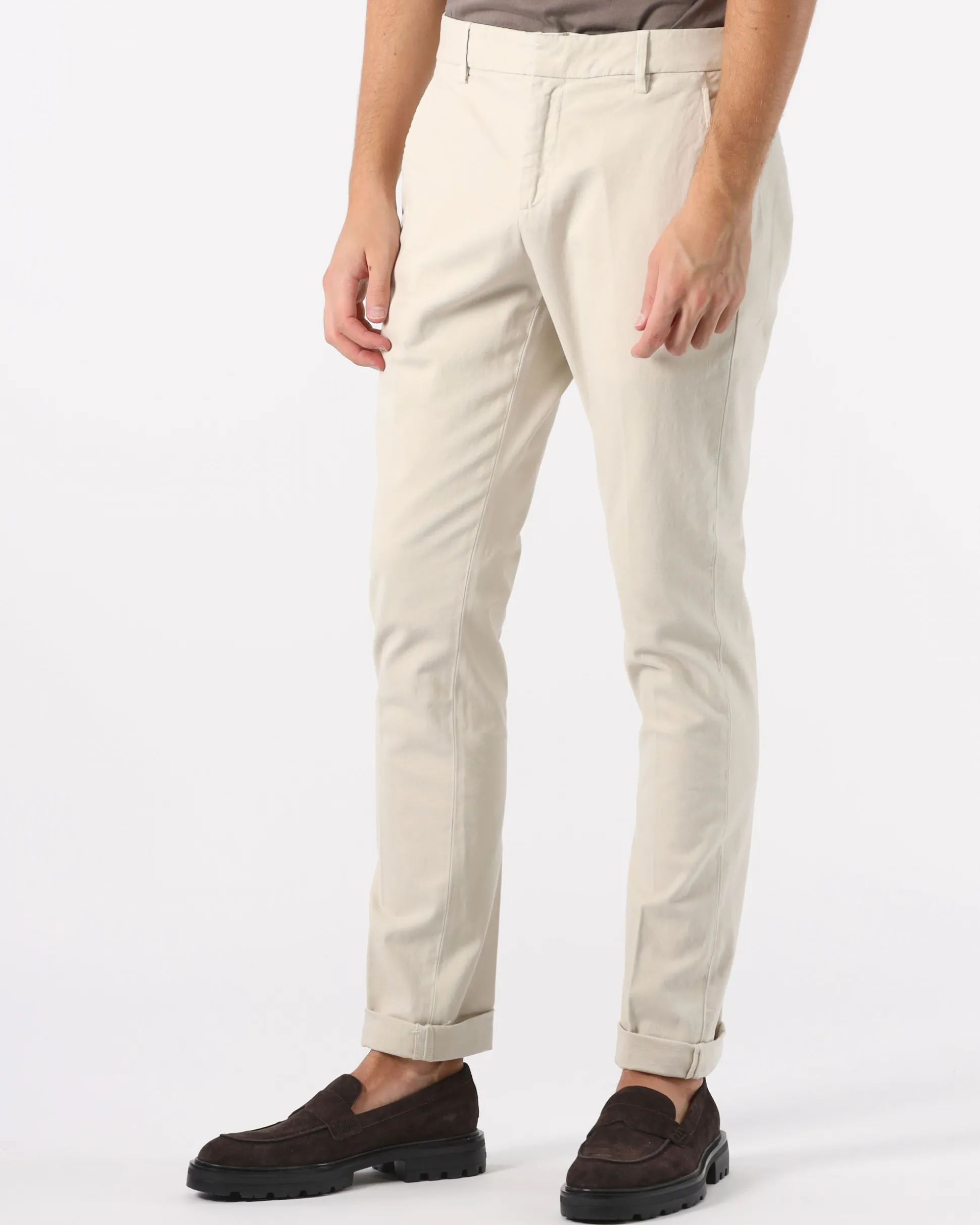 Pantaloni Gaubert slim in gabardina mano calda.