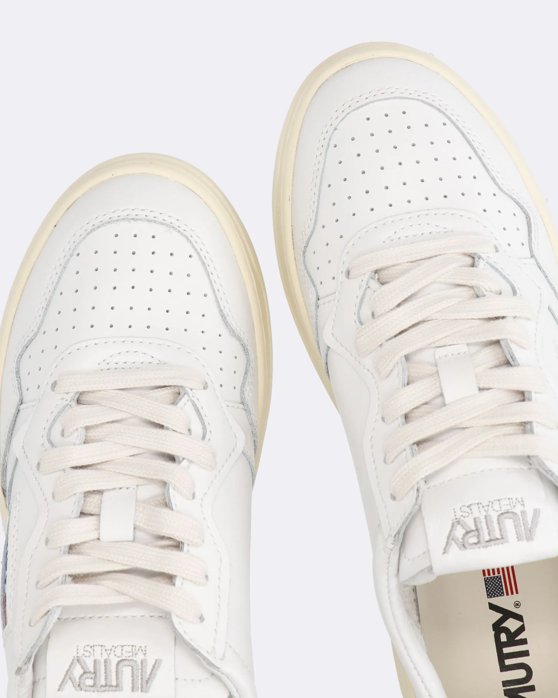 Sneakers Medalist colore bianco con talloncino nero