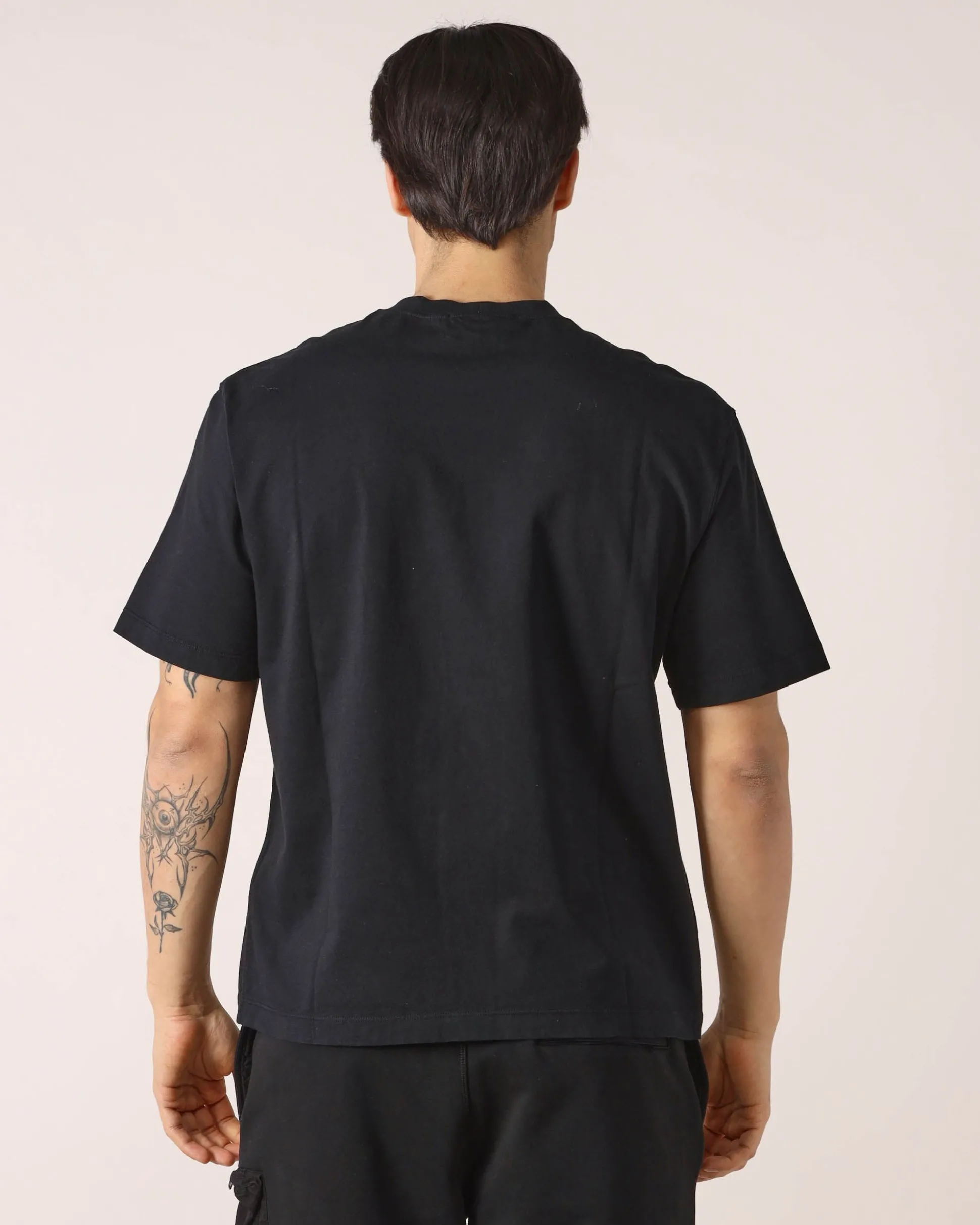tshirt_nera_4-1.webp T-Shirt Nera